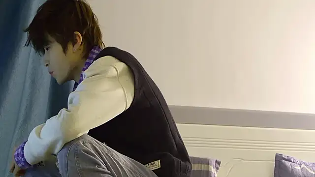 Stuffy-111 online show from February 1, 2026, 10:52 pm