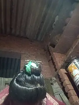 M-MAYA online show from December 4, 2025, 3:55 pm