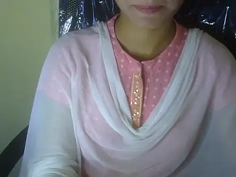 Snapshot of Shezi_N chatting on November 1, 2025, 10:53 am Shezi N online show from November 1, 2025, 10:53 am