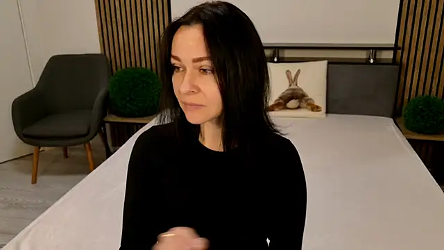 Snapshot of DitaNoir chatting on December 4, 2025, 6:45 am DitaNoir online show from December 4, 2025, 6:45 am