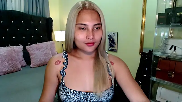 Sammyloove online show from June 24, 2026, 6:39 pm