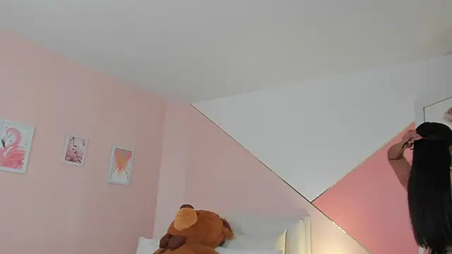 Snapshot of mia_canoo chatting on October 31, 2025, 11:40 am mia canoo online show from October 31, 2025, 11:40 am