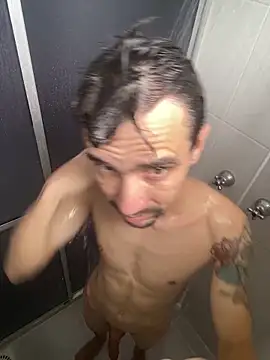 Snapshot of leozin01 chatting on March 22, 2026, 2:07 pm leozin01 online show from March 22, 2026, 2:07 pm