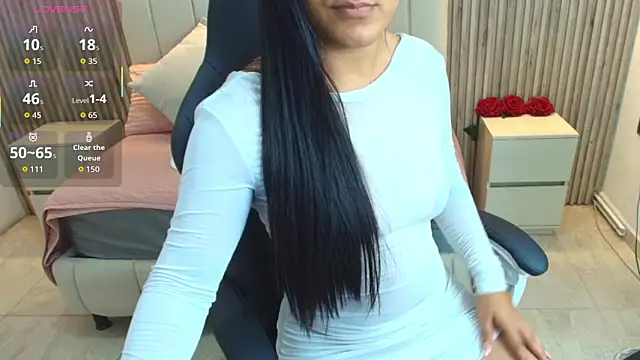 Snapshot of Aziz_daud chatting on November 16, 2025, 11:59 am Aziz daud online show from November 16, 2025, 11:59 am