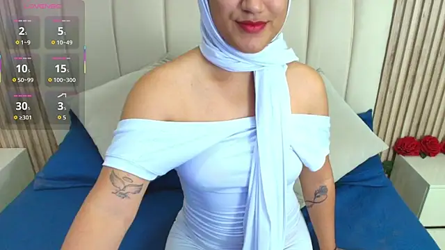 Snapshot of Aziz_daud chatting on November 15, 2025, 12:42 pm Aziz daud online show from November 15, 2025, 12:42 pm