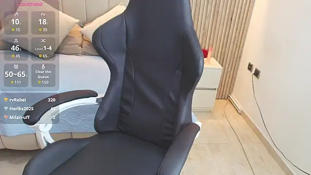 Snapshot of Aziz_daud chatting on December 1, 2025, 12:11 am Aziz daud online show from December 1, 2025, 12:11 am