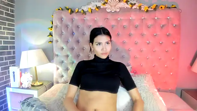 Snapshot of TanyaBello chatting on June 23, 2026, 4:43 am TanyaBello online show from June 23, 2026, 4:43 am