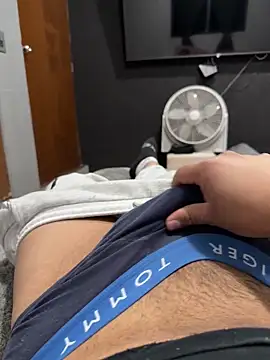 RMorales91 online show from December 20, 2025, 12:35 am