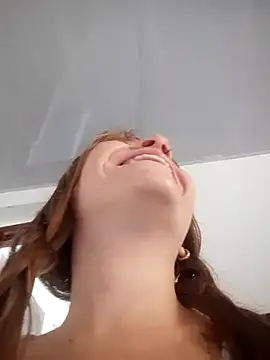 Snapshot of bambiluly chatting on October 20, 2025, 3:12 pm bambiluly online show from October 20, 2025, 3:12 pm