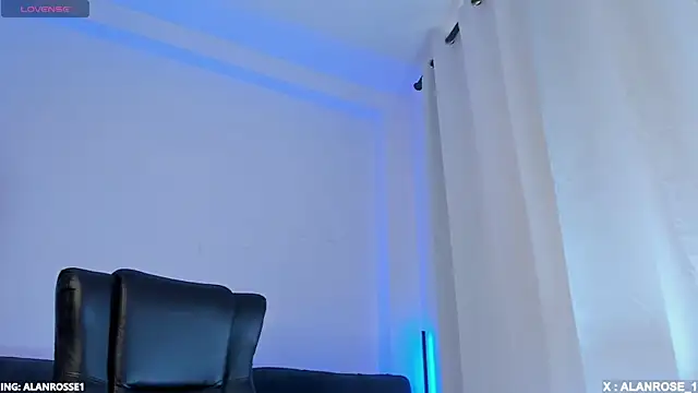 AlanRose01 online show from October 25, 2025, 7:14 pm