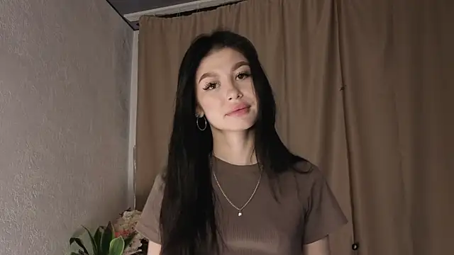 Snapshot of DanielaKrabbe chatting on October 20, 2025, 6:19 pm DanielaKrabbe online show from October 20, 2025, 6:19 pm