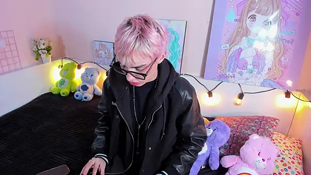 Snapshot of Strawberry_Kitty_ chatting on November 15, 2025, 4:16 am Strawberry Kitty online show from November 15, 2025, 4:16 am