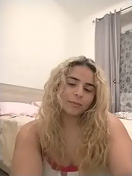 Snapshot of Titi_07_HT chatting on July 10, 2026, 11:49 pm Titi 07 HT online show from July 10, 2026, 11:49 pm
