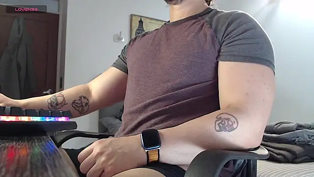 SugaredDigit online show from September 17, 2025, 1:13 pm