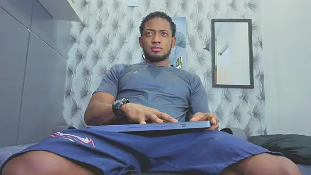 Snapshot of Stevenbrand chatting on November 10, 2025, 6:46 pm Stevenbrand online show from November 10, 2025, 6:46 pm