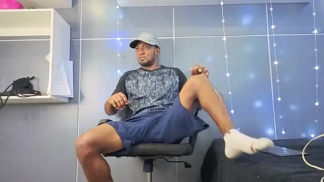 Snapshot of Stevenbrand chatting on December 5, 2025, 7:12 pm Stevenbrand online show from December 5, 2025, 7:12 pm