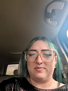 ImKatMeow online show from April 21, 2026, 4:57 pm