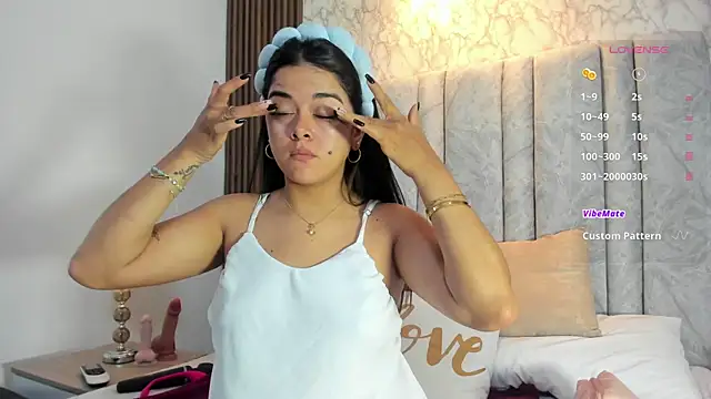 goddessfeetxx online show from November 22, 2025, 9:35 pm