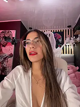 Snapshot of elegant__rouse chatting on October 25, 2025, 9:26 pm elegant rouse online show from October 25, 2025, 9:26 pm