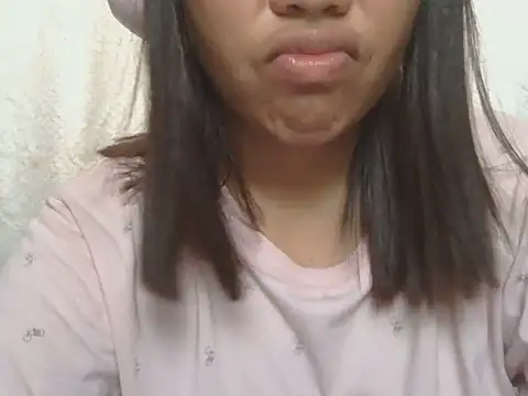 Snapshot of ChubbyButty chatting on June 18, 2026, 12:09 am ChubbyButty online show from June 18, 2026, 12:09 am