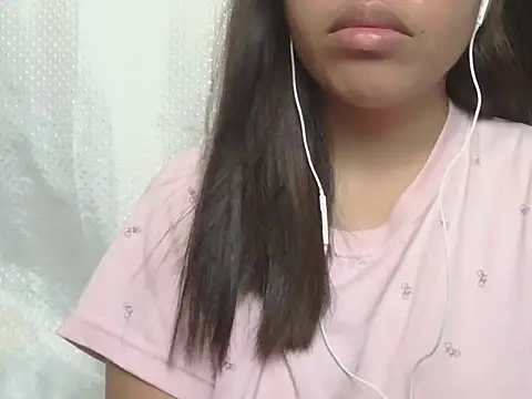 ChubbyButty online show from April 9, 2026, 12:01 am