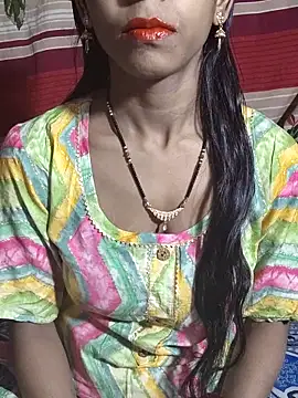 Itz Aisha   online show from November 18, 2025, 5:11 am