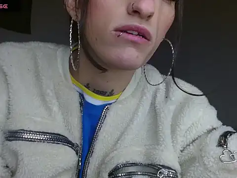 Snapshot of Scarlett_crastrawberry chatting on May 6, 2026, 2:26 am Scarlett crastrawberry online show from May 6, 2026, 2:26 am