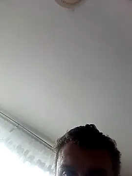 Snapshot of PeteR1987- chatting on December 3, 2025, 10:14 am PeteR1987- online show from December 3, 2025, 10:14 am