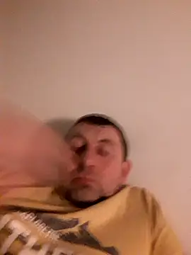 Sasa19790 online show from March 14, 2026, 9:32 pm