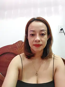 Snapshot of Baby-bigboobs20 chatting on November 3, 2025, 10:35 pm Baby-bigboobs20 online show from November 3, 2025, 10:35 pm