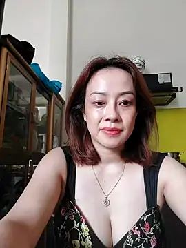 Snapshot of Baby-bigboobs20 chatting on November 3, 2025, 9:13 am Baby-bigboobs20 online show from November 3, 2025, 9:13 am