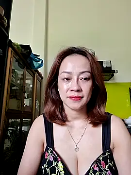 Snapshot of Baby-bigboobs20 chatting on December 1, 2025, 3:07 am Baby-bigboobs20 online show from December 1, 2025, 3:07 am