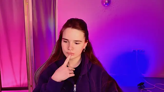 May Bloom online show from April 21, 2026, 10:11 am