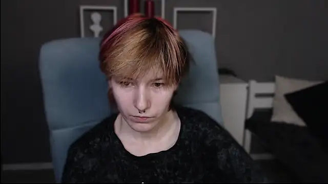 guitarandangell online show from April 19, 2026, 5:58 pm