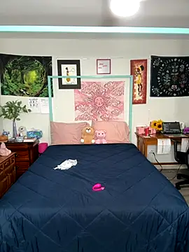 DaisyMynx online show from November 9, 2025, 3:21 am