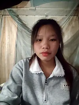 linh-miu99 online show from February 24, 2026, 1:12 pm