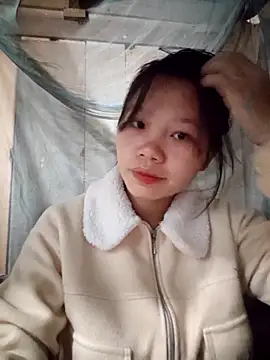 linh-miu99 online show from February 22, 2026, 9:16 pm