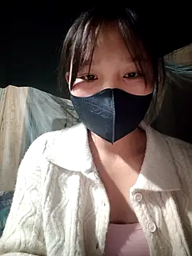 linh-miu99 online show from January 8, 2026, 2:23 pm
