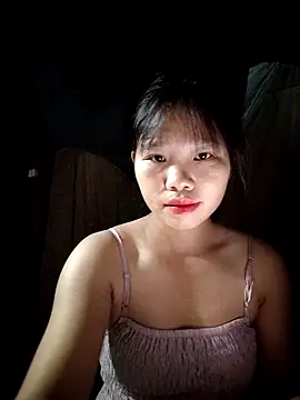 linh-miu99 online show from November 11, 2025, 1:44 am