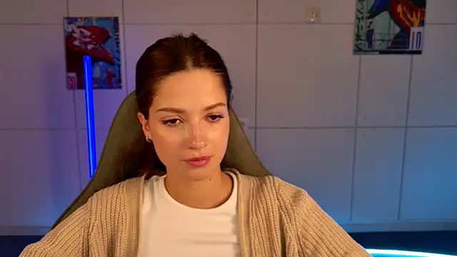 Snapshot of KiraVair chatting on October 22, 2025, 1:32 pm KiraVair online show from October 22, 2025, 1:32 pm