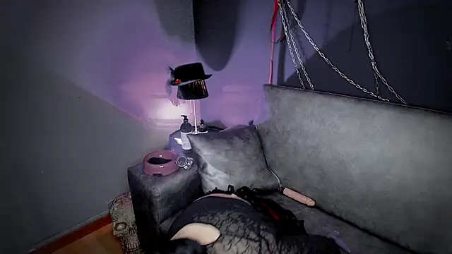 Snapshot of Navier__ chatting on December 19, 2025, 9:06 pm Navier online show from December 19, 2025, 9:06 pm