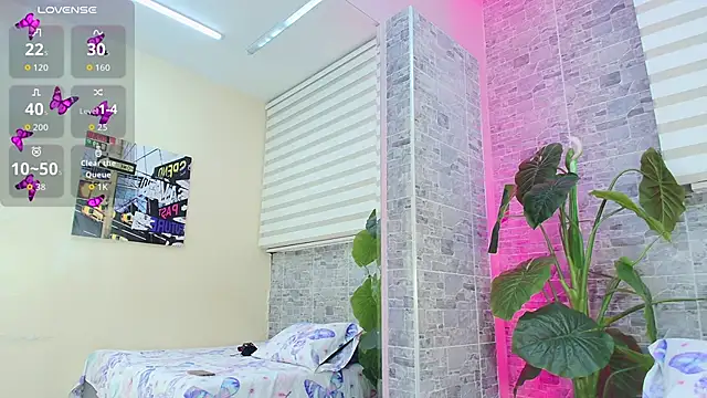 Snapshot of MiaCassel chatting on February 14, 2026, 12:38 pm MiaCassel online show from February 14, 2026, 12:38 pm