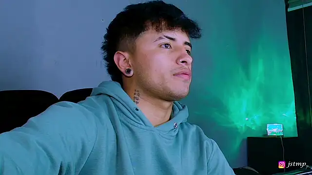 jhon mendoza  online show from November 14, 2025, 6:39 am