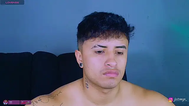 jhon mendoza  online show from November 10, 2025, 6:24 pm