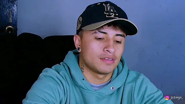 jhon mendoza  online show from November 13, 2025, 6:01 pm