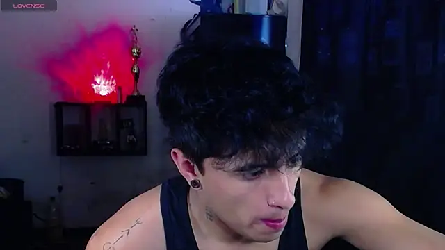 jhon mendoza  online show from December 15, 2025, 2:34 pm