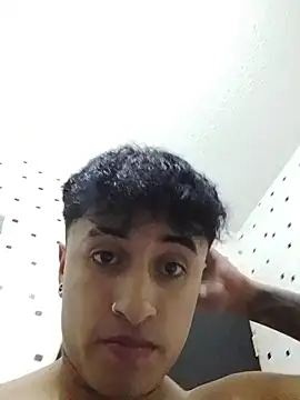 jhon mendoza  online show from October 31, 2025, 1:13 am