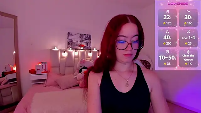 Snapshot of Amaraa_couper1 chatting on December 19, 2025, 4:16 am Amaraa couper1 online show from December 19, 2025, 4:16 am