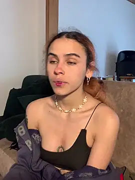 Snapshot of Soft_Dream_ chatting on October 29, 2025, 5:23 pm Soft Dream  online show from October 29, 2025, 5:23 pm