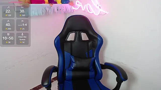 Snapshot of littlee_red chatting on November 7, 2025, 8:46 pm littlee red online show from November 7, 2025, 8:46 pm